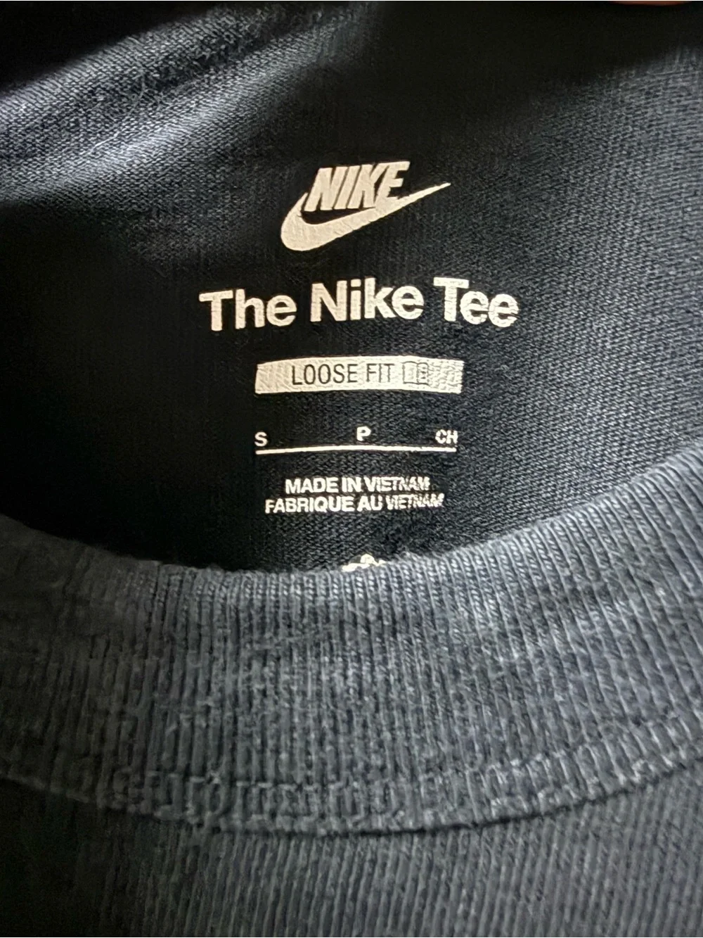 Nike Men's Long-Sleeve Pocket Tee - Charcoal Gray
